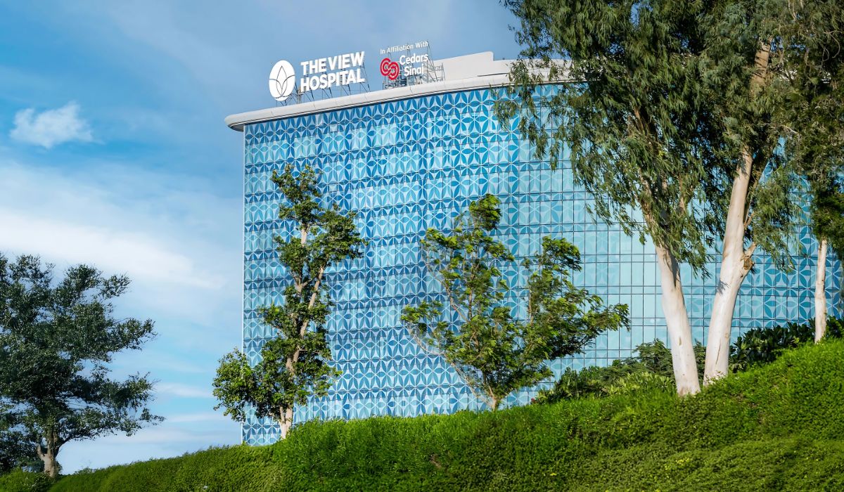 Qatar First AI-Engineered Lens Implant Performed at The View Hospital